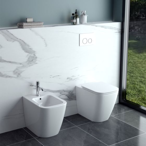 FLOOR TOILET CB 10100 BTW RIMLESS NEW LEGEND